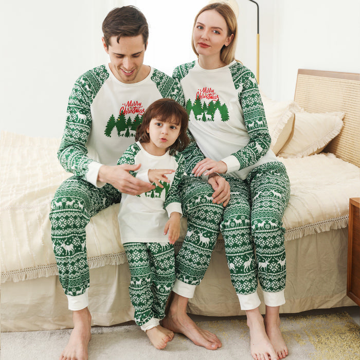 Conjunto familiar navideño para padres e hijos con estampado de cuello redondo y color a juego