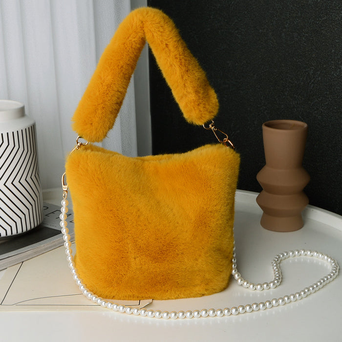 Bolsa balde de pelúcia xadrez com design de corrente de pérola, bolsas de luxo da moda inverno para mulheres, bolsas de ombro de compras personalizadas